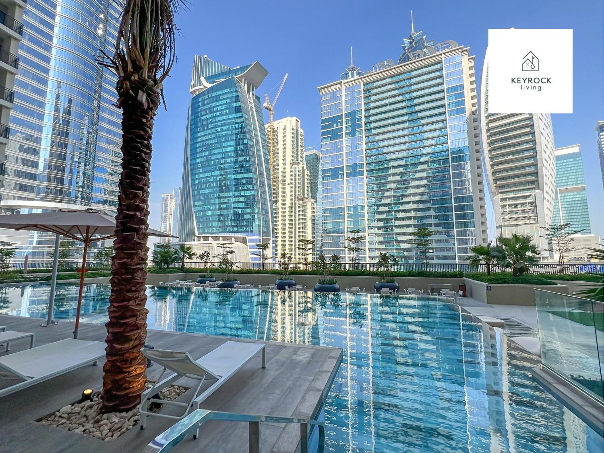 Keyrock Living - 1 Bedroom Apartments - Business Bay - Near Metro Station - Zada Tower Dubai Esterno foto